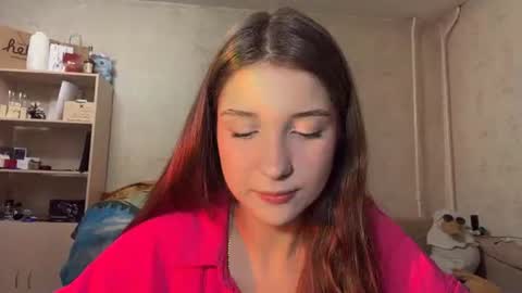 Lina online show from June 26, 9:15 am