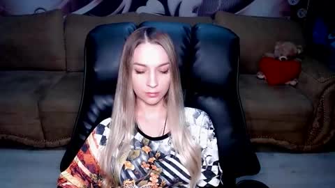 private open online show from October 9, 5:51 pm