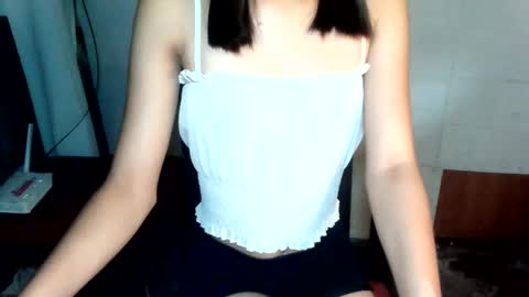 lovely_joan123 online show from May 17, 2:37 pm