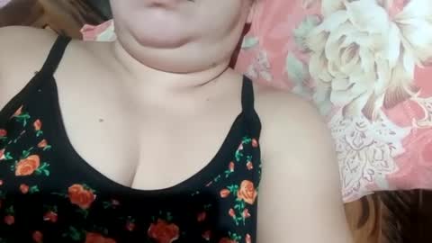 lovely_orchid online show from January 19, 5:18 pm