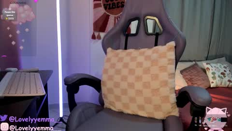   online show from October 6, 12:17 am