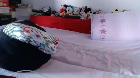 lovelywoman23 online show from May 30, 3:49 am