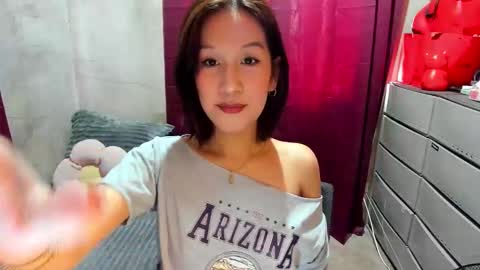 loveme_fiona online show from March 13, 12:58 am