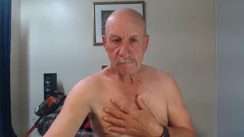 Lovesblackazz online show from September 12, 11:51 pm