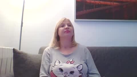 Marlyn online show from January 7, 5:09 pm