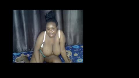 loveytiana online show from November 28, 11:23 pm