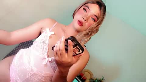 Lovingmonaru969 online show from April 18, 11:34 am