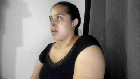 Lucy online show from February 10, 3:42 am