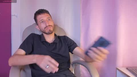 Lucas online show from March 29, 3:19 am