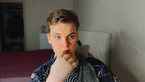 Lucas Gill online show from March 7, 7:14 pm