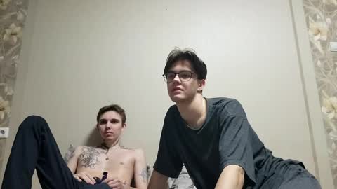 Lucas and James online show from April 4, 2:35 pm