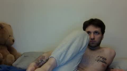 lucasbacon13 online show from February 15, 12:26 am