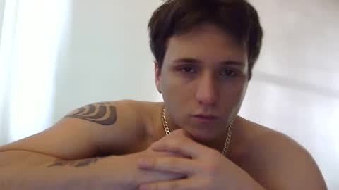lucasbacon13 online show from February 17, 9:21 pm