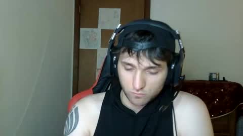 lucasbacon13 online show from February 13, 3:43 am