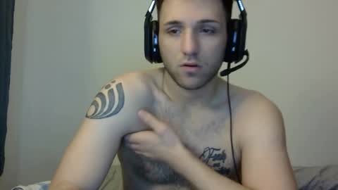 lucasbacon13 online show from December 5, 11:23 am