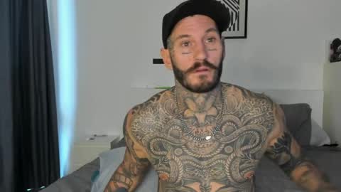 lucasexclusive online show from April 20, 5:43 am