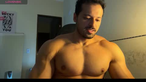 lucasfit24 online show from March 2, 2:46 pm