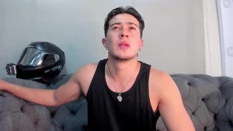 luccagrey online show from November 11, 3:20 am