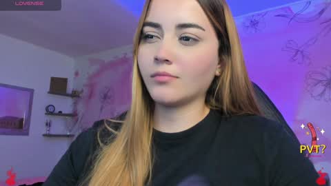 lucia star  online show from February 8, 6:01 am