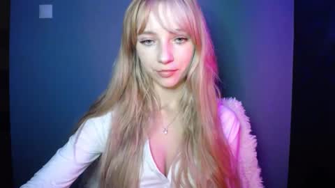 Lucy online show from October 8, 6:58 pm