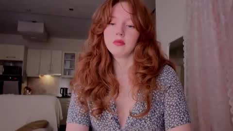 Lucia online show from February 7, 5:27 pm