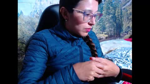 Lucy online show from September 30, 10:31 pm