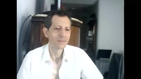 Luciano online show from February 3, 2:21 pm