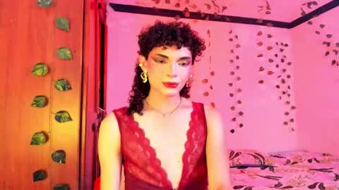 Lucy or Lucian 3 Come to my social Links3   online show from September 21, 2:48 am