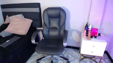 Luci online show from October 25, 12:44 am