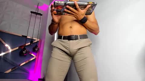 Leo online show from November 26, 2:58 pm