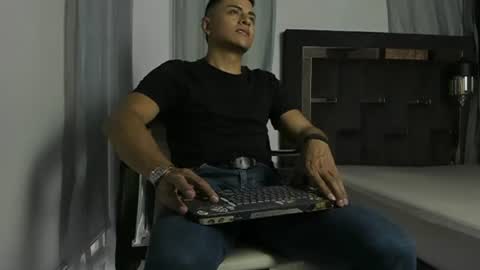Leo online show from July 27, 12:24 pm
