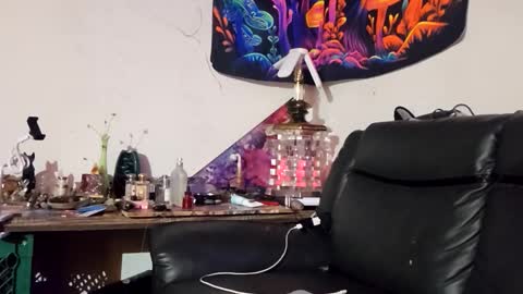 luciousloxs online show from December 5, 12:14 pm