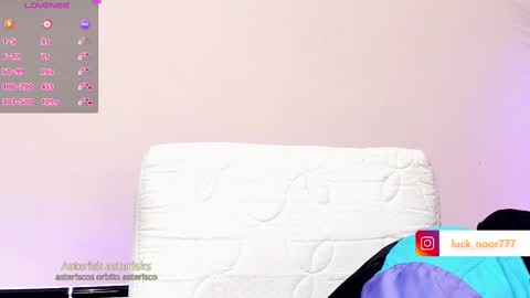 Noor online show from March 9, 7:48 pm