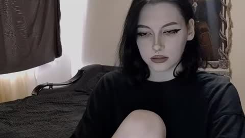 luckybastrad0677 online show from July 28, 12:48 pm