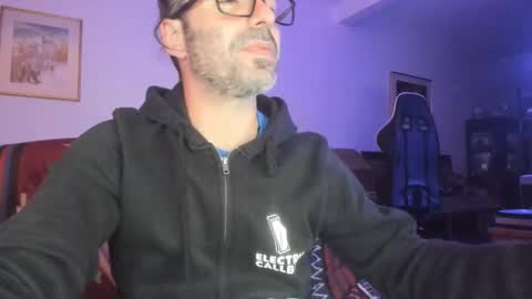 Snapshot of luckydrakex chatting on September 11, 8:21 pm Lucky online show from September 11, 8:21 pm