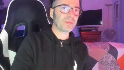 Snapshot of luckydrakex chatting on March 2, 7:34 pm Lucky online show from March 2, 7:34 pm