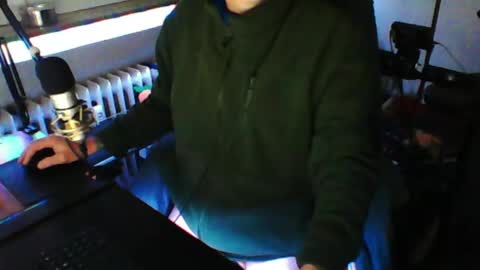        call me  Stefan online show from April 2, 1:51 pm