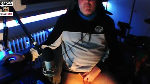        call me  Stefan online show from January 17, 12:10 am