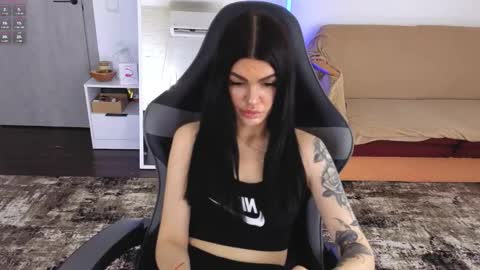 Monika online show from March 28, 8:38 am