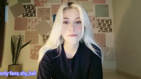 luckysapphire777 online show from December 16, 9:04 am