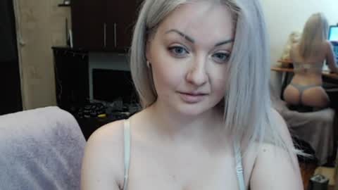 LuckyShot online show from May 2, 2:56 pm