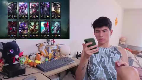 Lu Independent Model online show from February 21, 6:00 pm