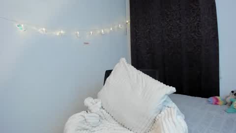 Lucia online show from December 4, 12:13 am