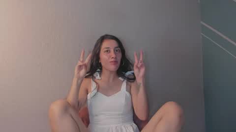 Lucy Herrera online show from April 4, 10:39 pm