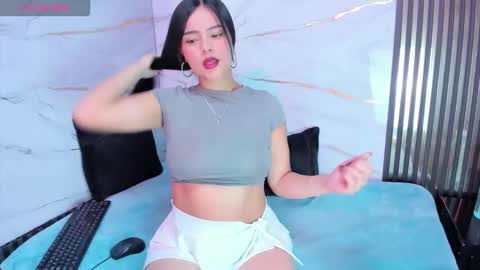 lucy_brunno online show from February 20, 3:25 pm