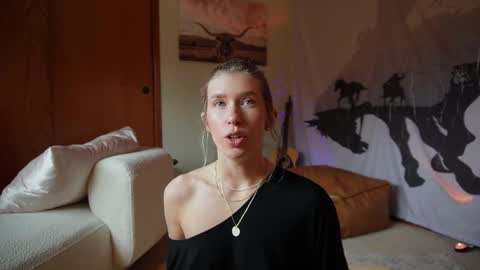 Lucy. online show from March 3, 11:03 pm