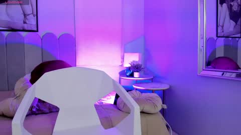 Lucy  online show from February 5, 6:45 am