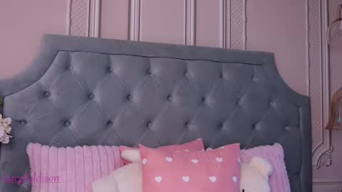 LucyAddison online show from December 2, 6:22 am