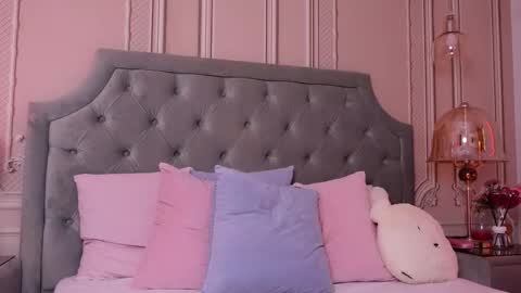 LucyAddison online show from September 20, 4:04 am