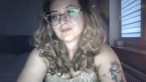 lucyflirt online show from July 8, 6:55 pm